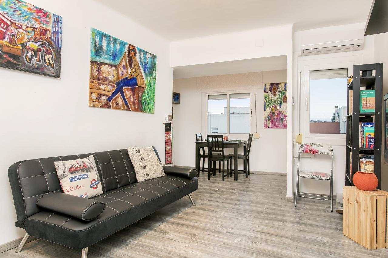 Apartamento Baba L'Hospitalet de Llobregat Exterior photo